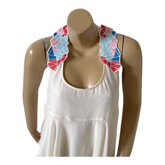 BCBGeneration Womens Size Medium Sleeveless Off White Mosaic Applique Shirt Top - Picture 5 of 8